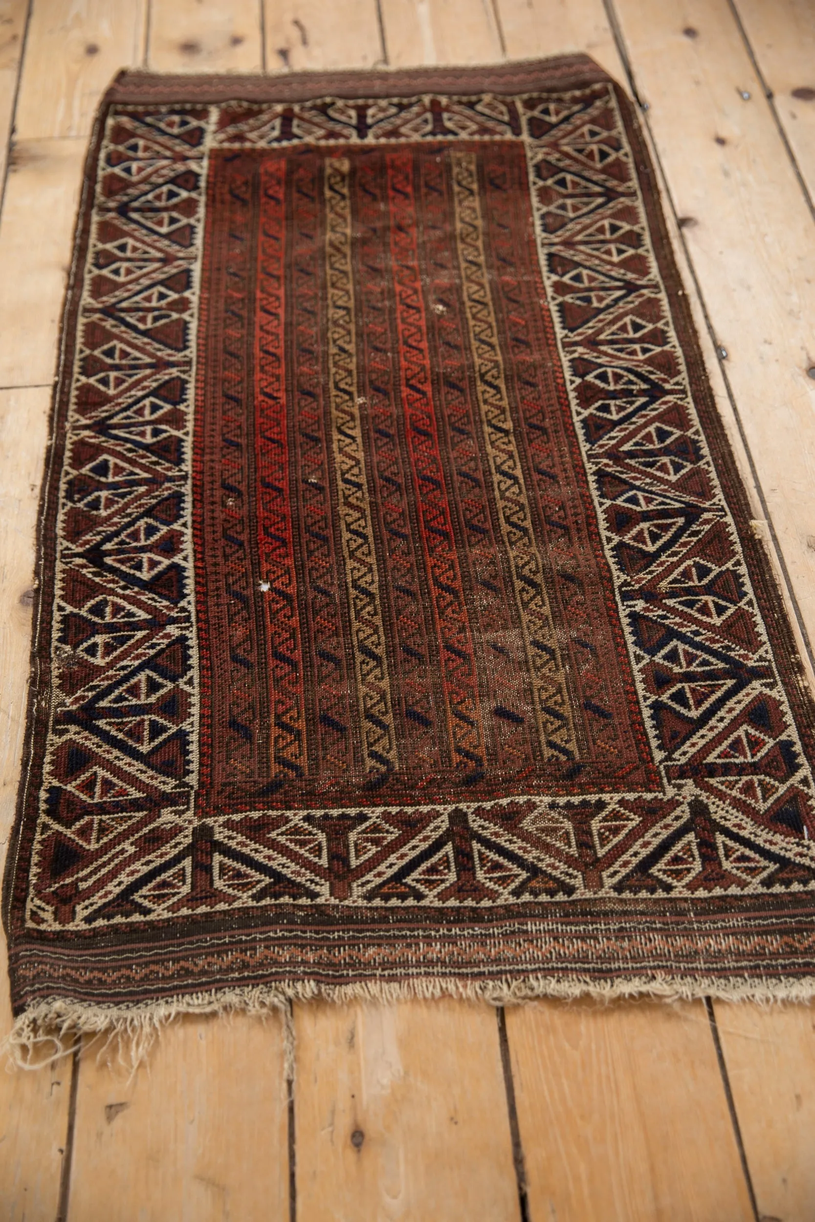 2x3.5 Antique Fine Belouch Rug