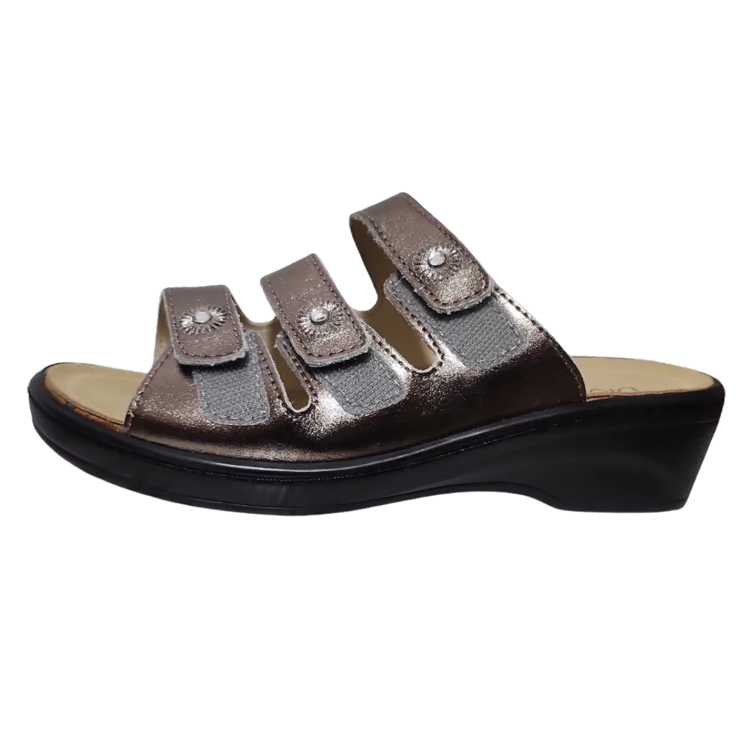 BIOTIME Alecia Pewter Leather Sandals: Effortless Style and Comfort