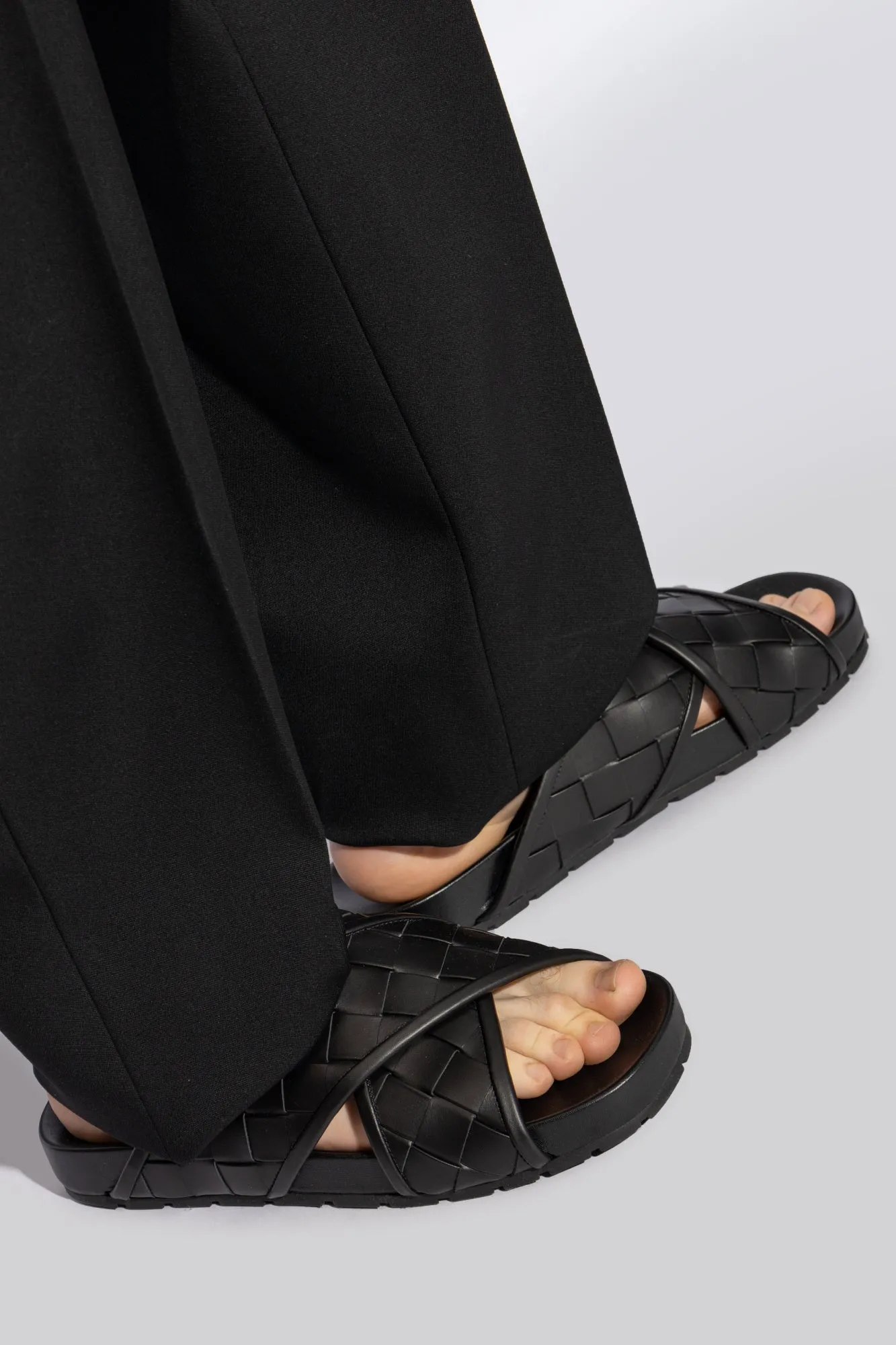 Bottega Veneta Tarik Slippers in BLACK - 40