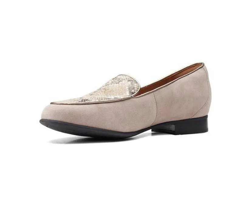 Clarks Women's Un Blush Ease Pebble Suede