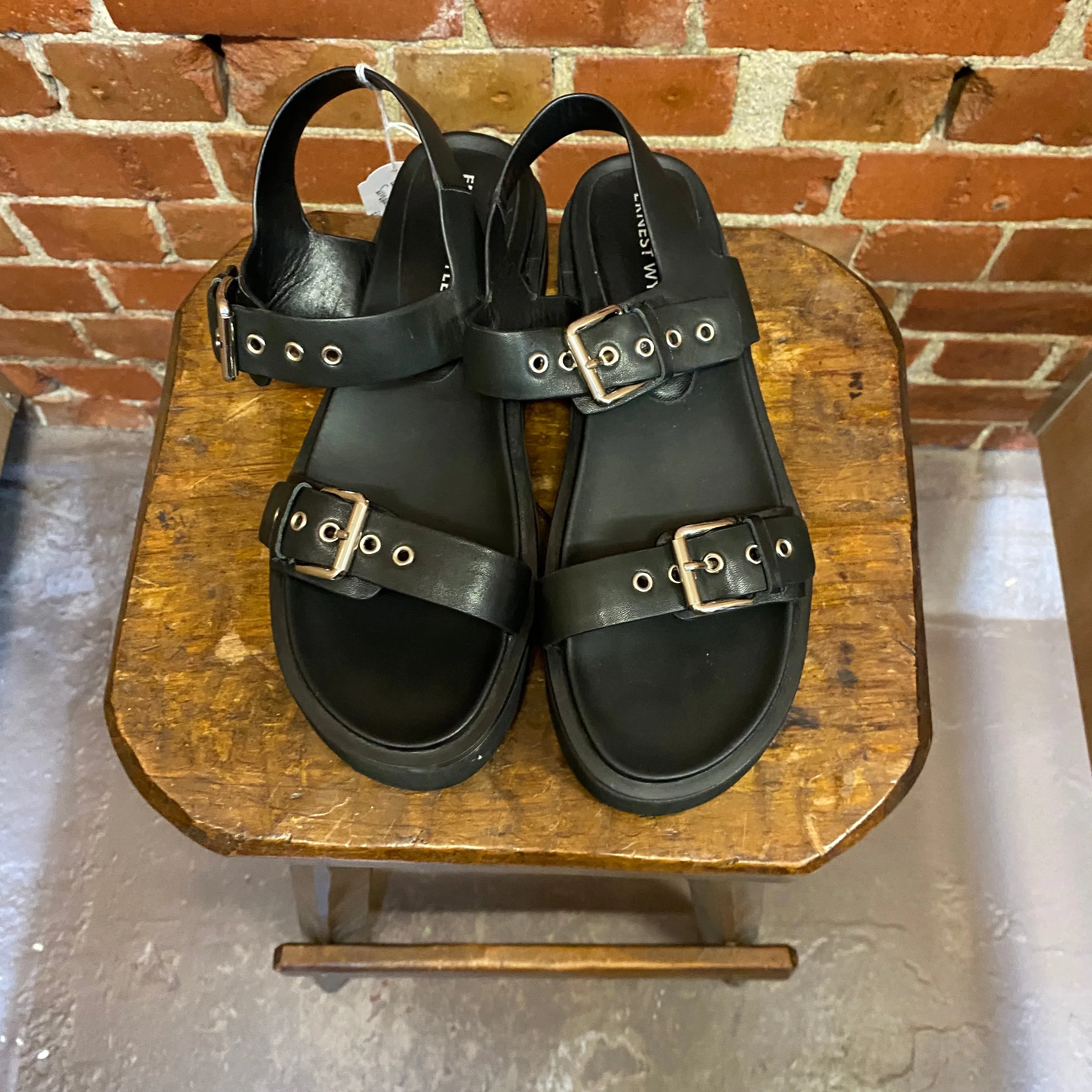EARNET WYDLER chunky leather sandals 40