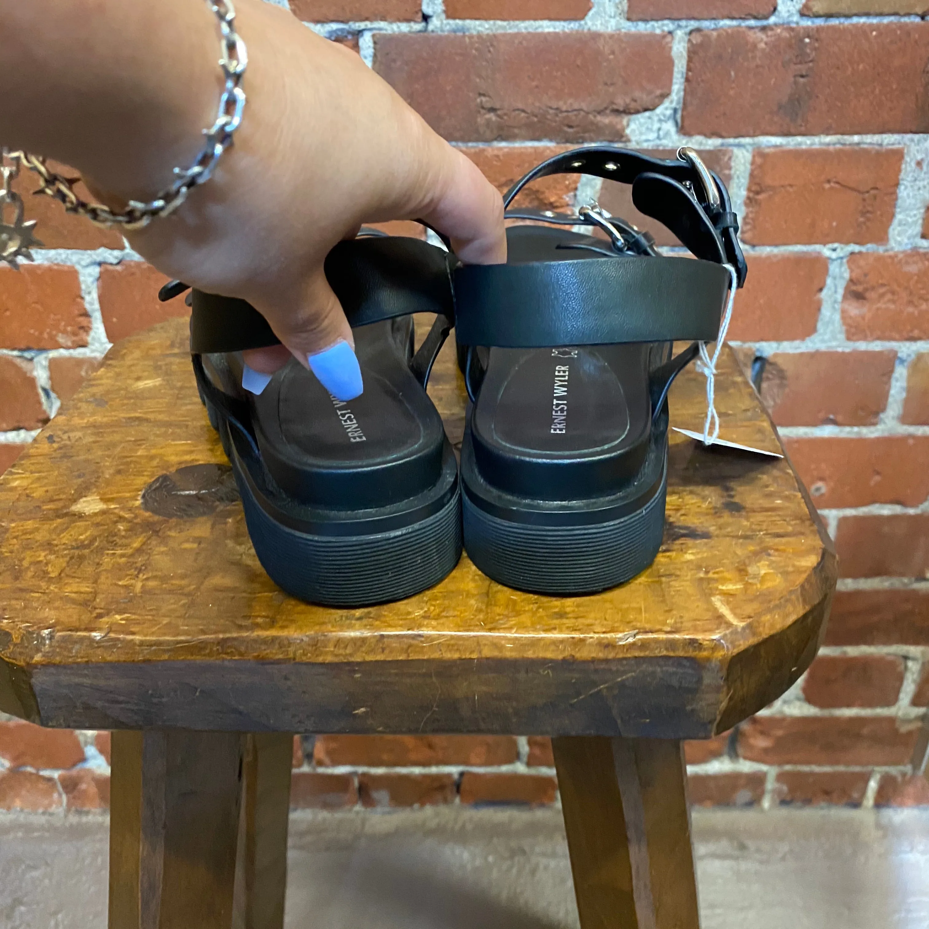 EARNET WYDLER chunky leather sandals 40