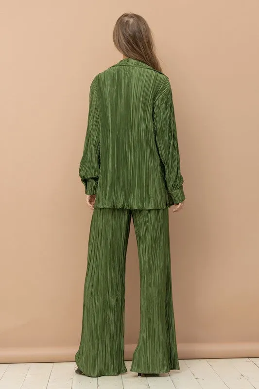 Effortlessly Chic Pleated Set