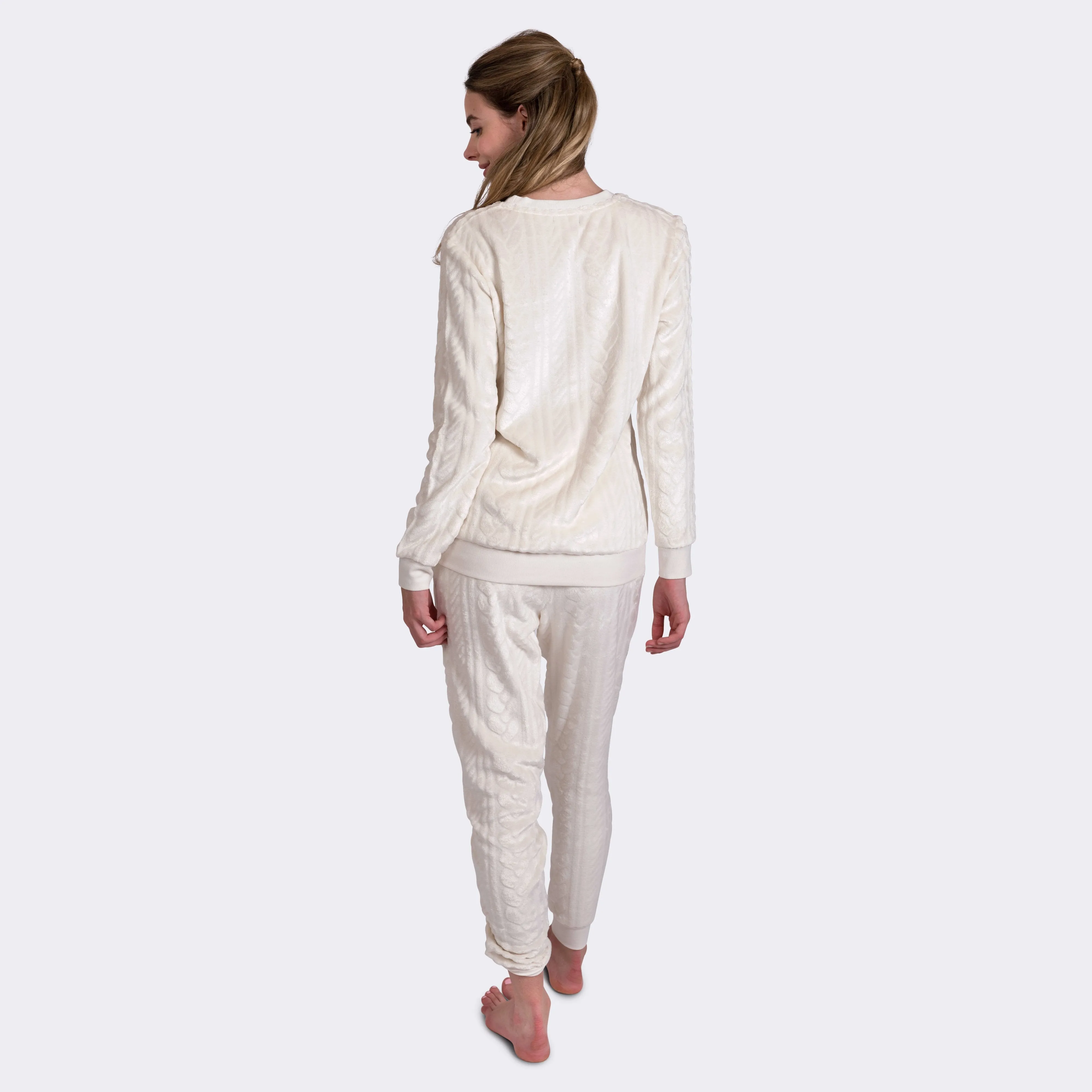 Ladies' 2-PC Carved Plush Cozy Pajama Set