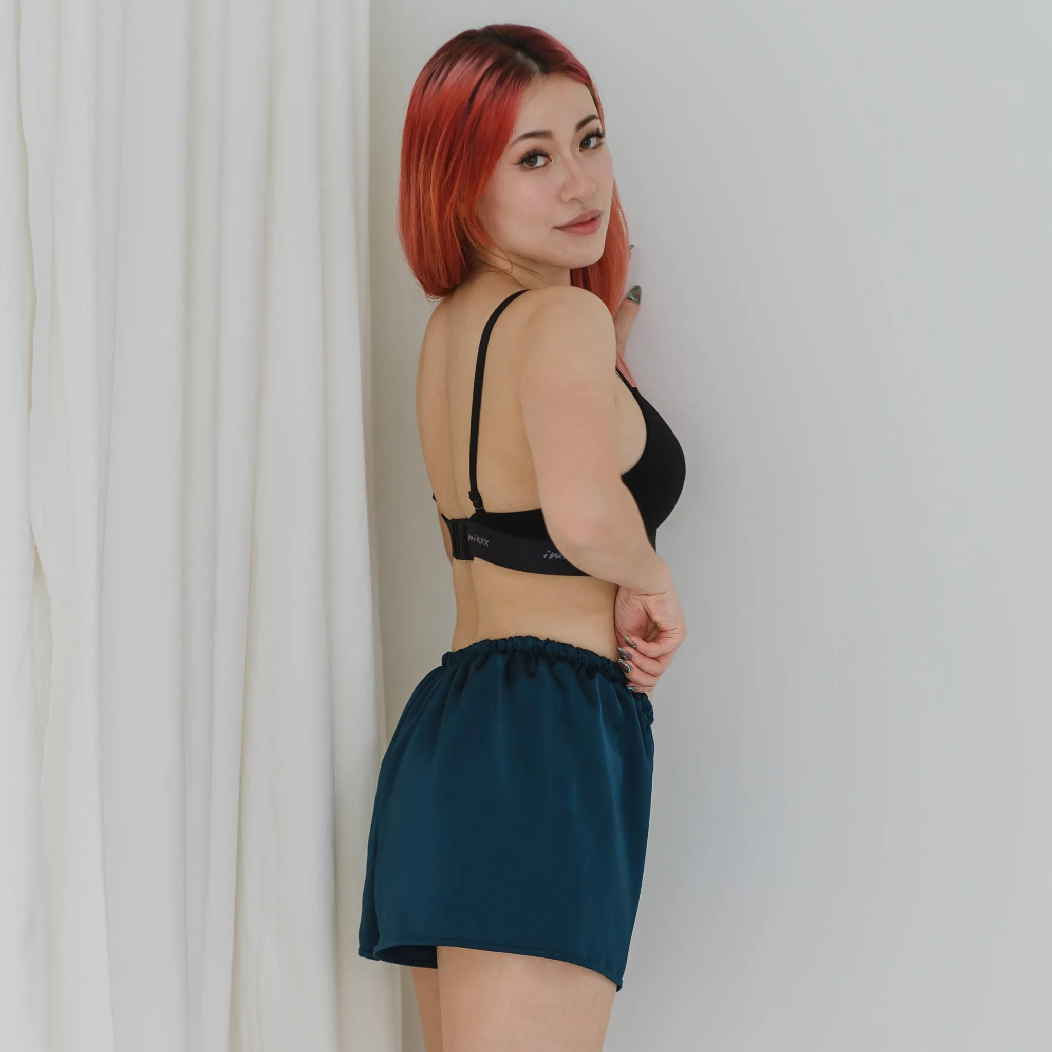 Luxurious Cooling Crease-less Satin Shorts in Lush Meadow