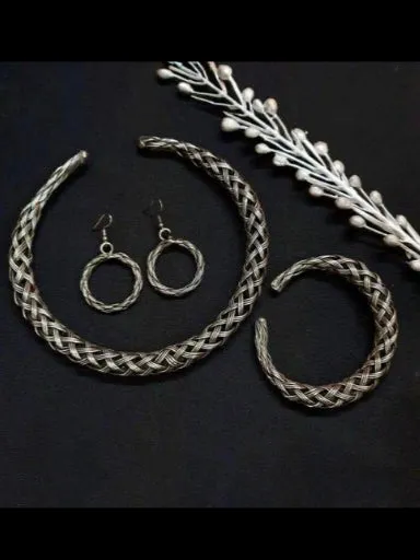 Nagina Necklace   Earrings   Bracelet Set