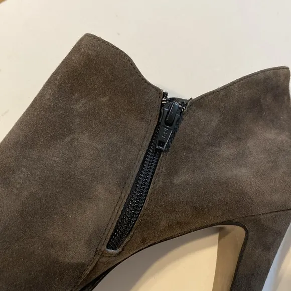Paul Green Jazzy Heeled Ankle Booties Dark Gray/Taupe Suede Size 7.5